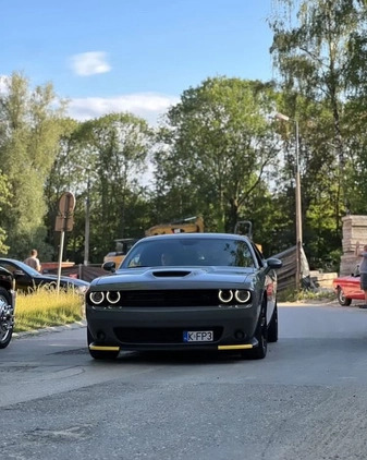 Dodge Challenger cena 141800 przebieg: 62200, rok produkcji 2019 z Kraków małe 407